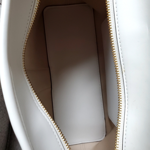 Tory Burch Gemini Link Coated Canvas Small Tote in New Ivory - Picture 7 of 15